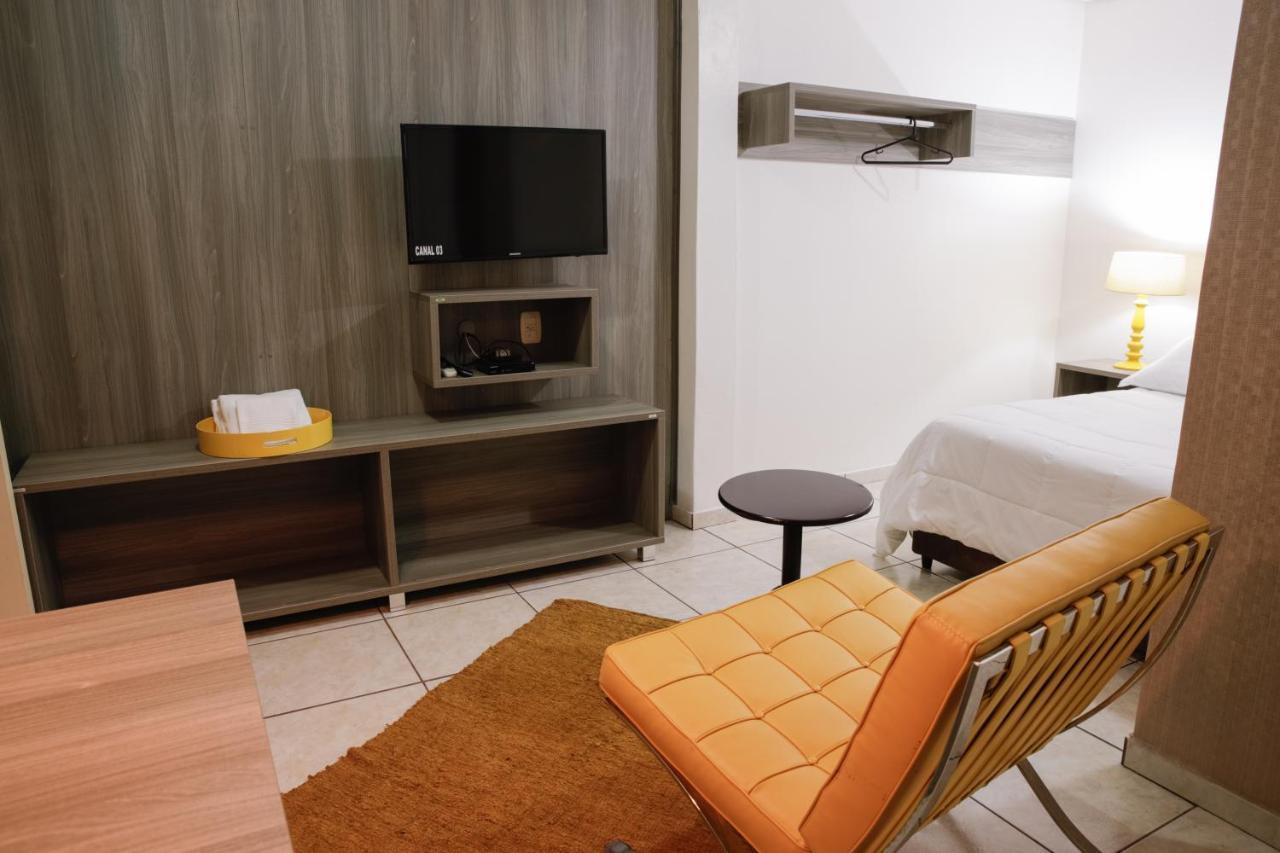 Rodeio Hotel *
