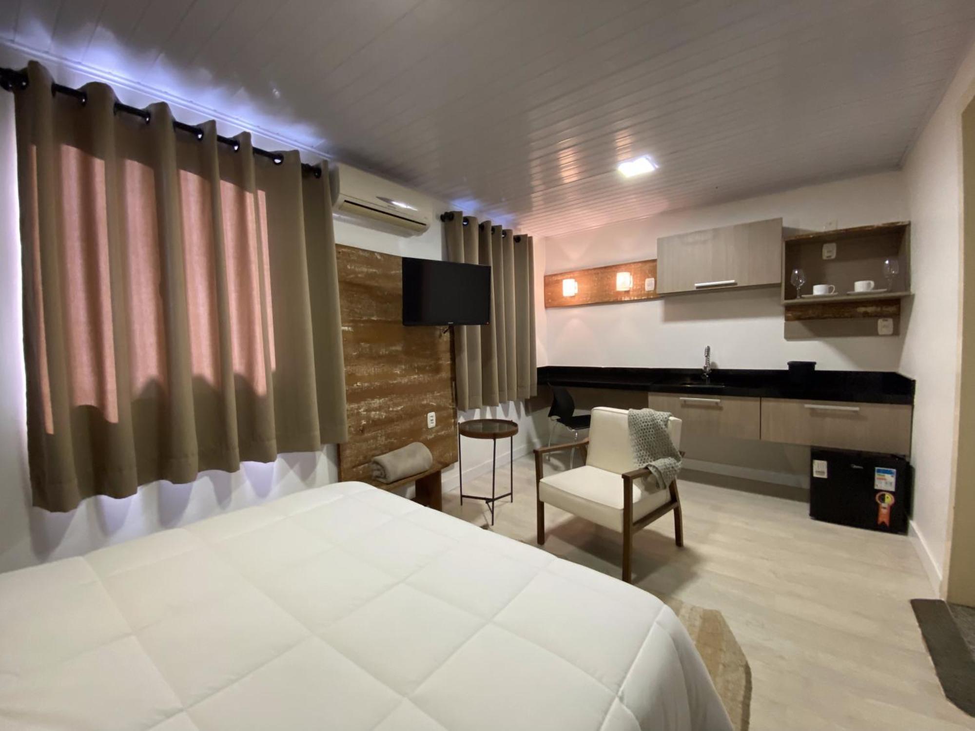 Rodeio Hotel *